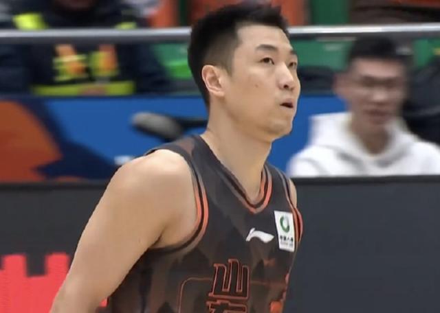 世俱杯-高诗岩：外援身体不佳本土球员要站出来，王证打出了山东的精神